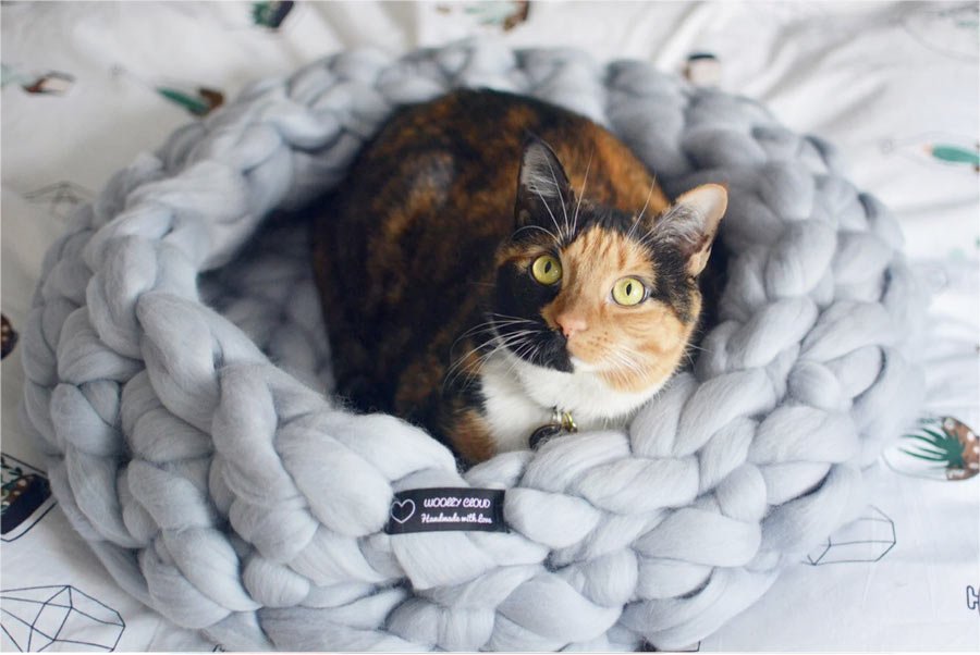 WoollyCloud-Chunky-Knit-Merino-Cat-Bed WoollyCloud Chunky Knit Merino Cat Bed